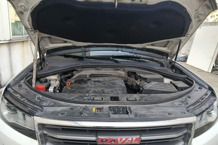 Used Haval H7 2017 Red-Label H7 2.0T Automatic Luxury Model Engine Bay