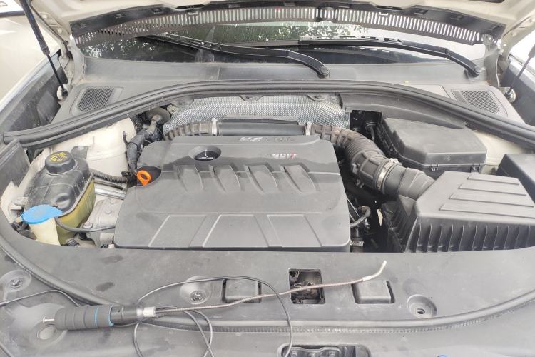 Used Haval H7 2017 Red-Label H7 2.0T Automatic Luxury Model Engine Bay