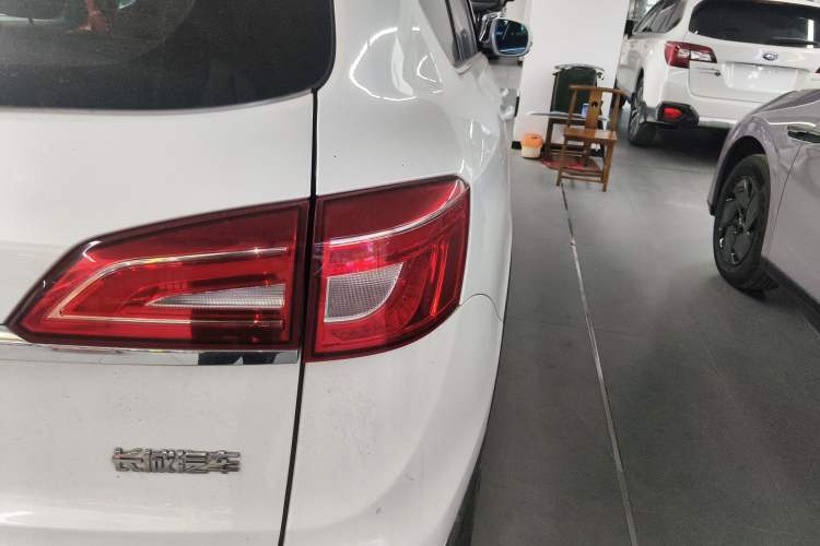 Used Haval H7 2017 Red-Label H7L 2.0T Automatic Luxury Model Exterior 3