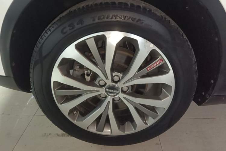 Used Haval H7 2017 Red-Label H7L 2.0T Automatic Prestige Model Exterior 4