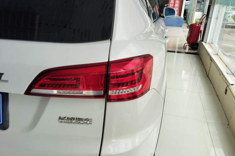 Used Haval H7 2017 Red-Label H7 2.0T Automatic Prestige Model Exterior 6