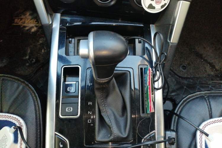 Used Haval H7 2017 Red-Label H7 2.0T Automatic Luxury Model Gear Lever