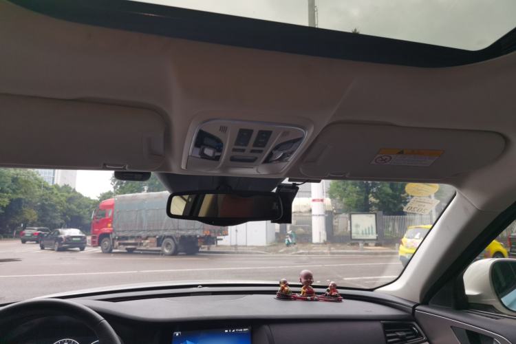 Used Haval H7 2017 Blue Label H7L 2.0T Automatic Prestige Model Headliner