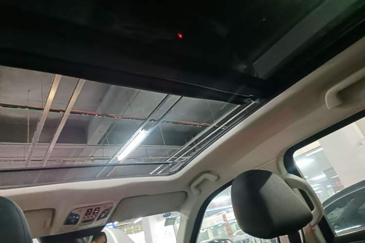 Used Haval H7 2017 Red-Label H7 2.0T Automatic Luxury Model Headliner