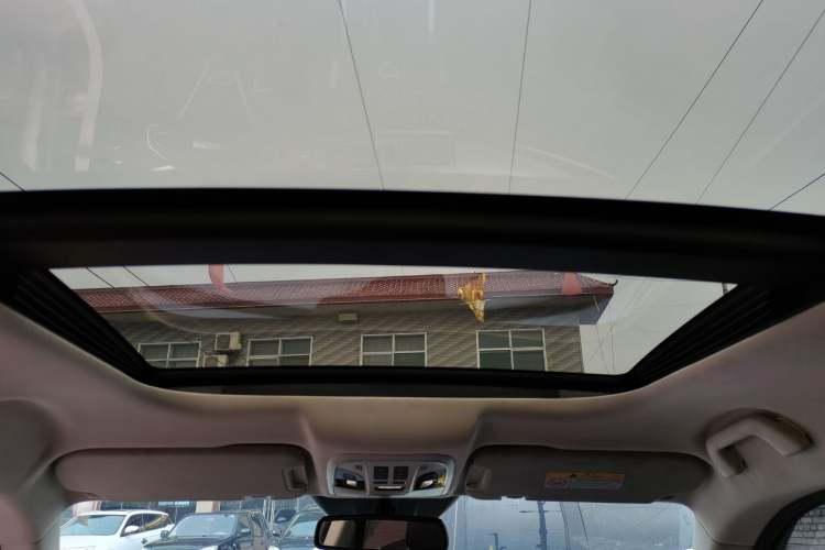 Used Haval H7 2017 Blue-Label H7L 2.0T Automatic Luxury Model Headliner