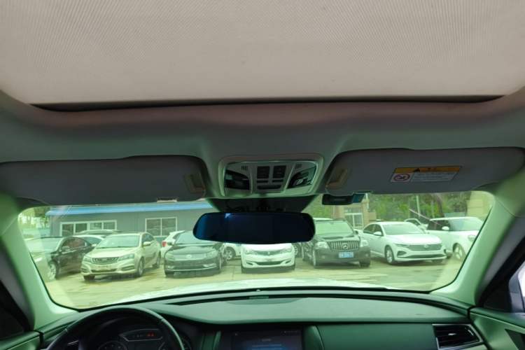 Used Haval H7 2017 Red-Label H7 2.0T Automatic Luxury Model Headliner