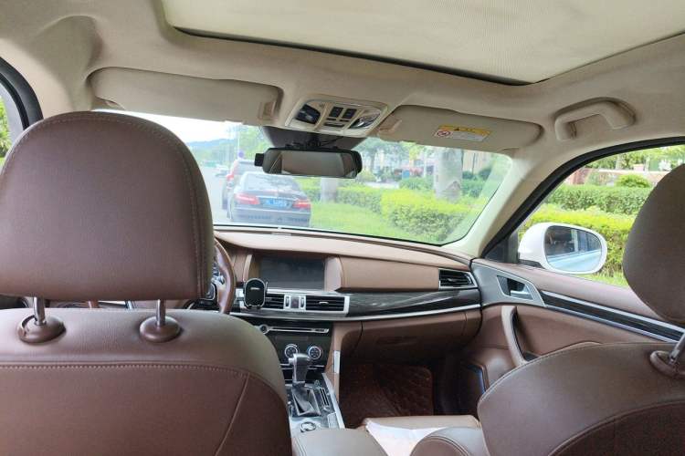 Used Haval H7 2017 Red-Label H7 2.0T Automatic Luxury Model Headliner