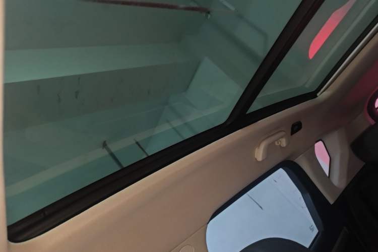 Used Haval H7 2017 Red-Label H7 2.0T Automatic Luxury Model Headliner
