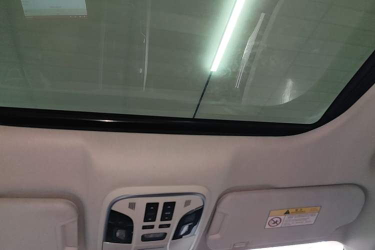 Used Haval H7 2017 Red-Label H7L 2.0T Automatic Prestige Model Headliner