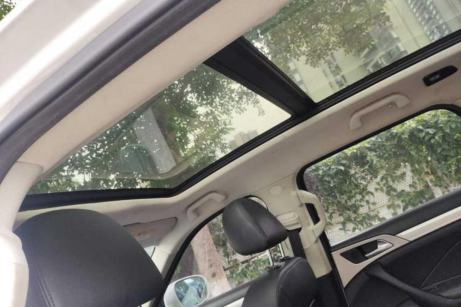 Used Haval H7 2017 Red-Label H7 2.0T Automatic Luxury Model Headliner