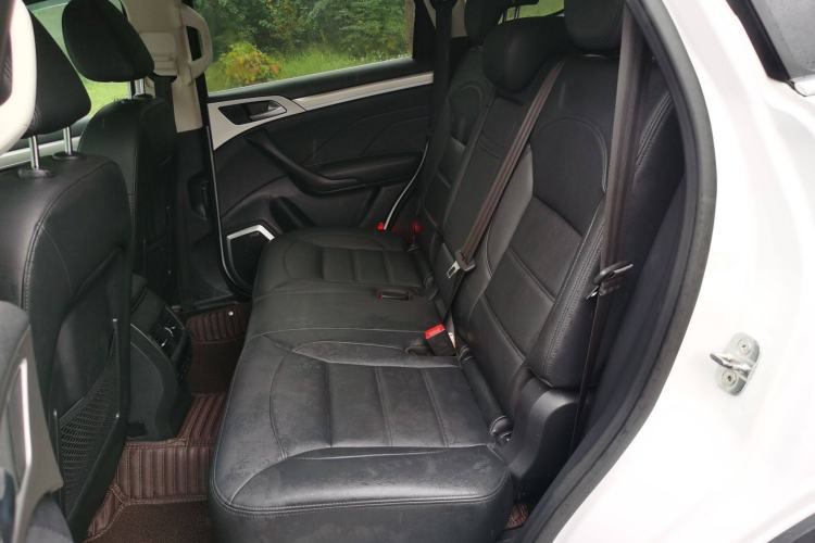 Used Haval H7 2017 Red-Label H7L 2.0T Automatic Luxury Model Interior 1