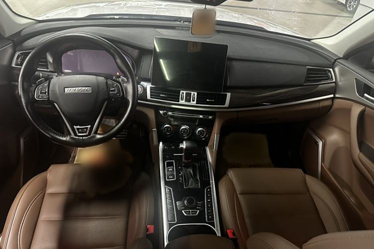 Used Haval H7 2017 Red-Label H7L 2.0T Automatic Prestige Model Interior 1