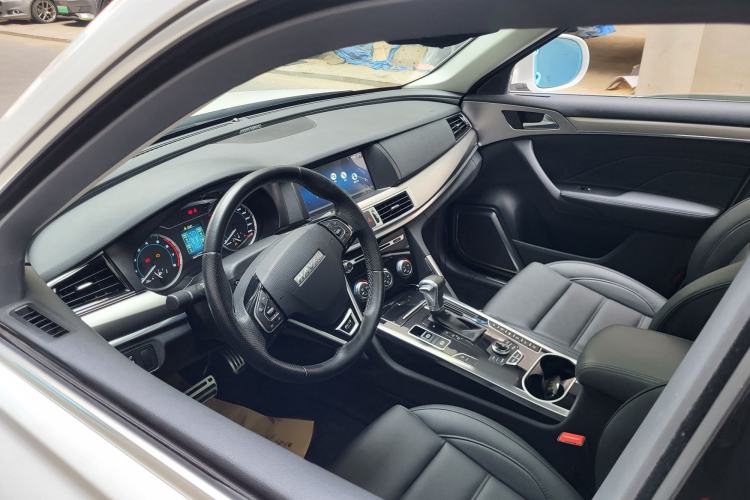 Used Haval H7 2017 Blue-Label H7L 2.0T Automatic Luxury Model Interior 11