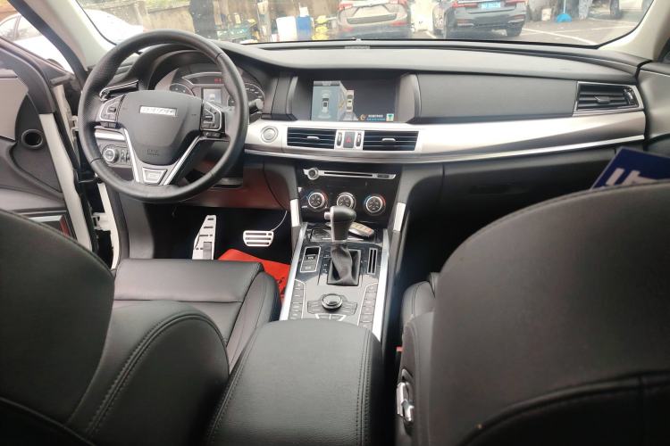 Used Haval H7 2017 Blue-Label H7L 2.0T Automatic Luxury Model Interior 2