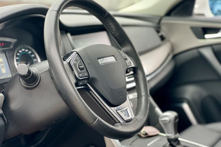 Used Haval H7 2017 Blue-Label H7L 2.0T Automatic Luxury Model Interior 4