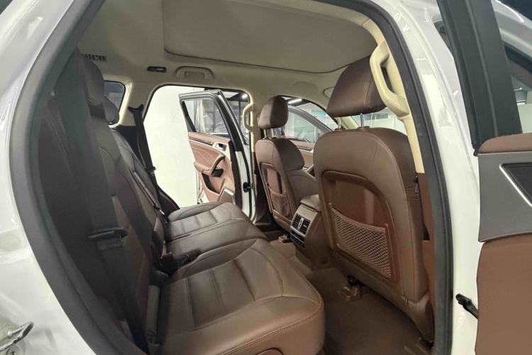 Used Haval H7 2017 Blue-Label H7L 2.0T Automatic Luxury Model Interior 4