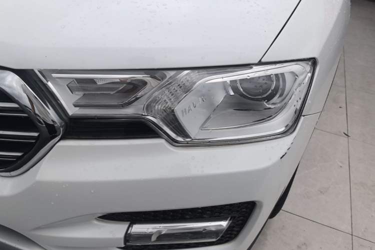 Used Haval H7 2017 Blue Label H7L 2.0T Automatic Prestige Model Left Front Headlight