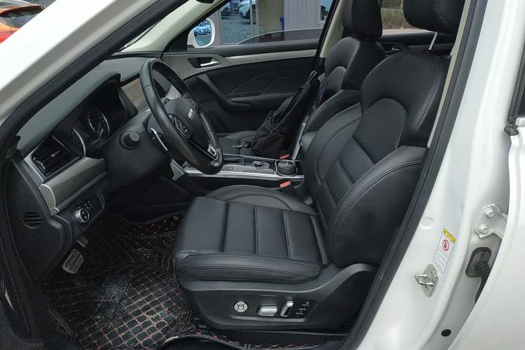 Used Haval H7 2017 Red-Label H7L 2.0T Automatic Luxury Model Left Front Seat