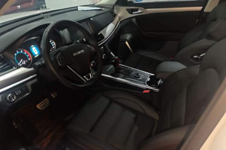 Used Haval H7 2017 Red-Label H7 2.0T Automatic Luxury Model Left Front Seat