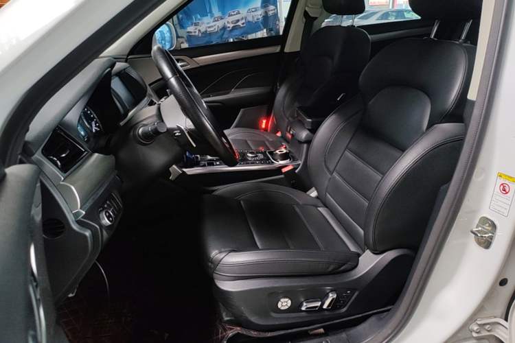 Used Haval H7 2017 Red-Label H7 2.0T Automatic Luxury Model Left Front Seat