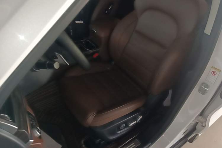 Used Haval H7 2017 Red-Label H7L 2.0T Automatic Luxury Model Left Front Seat