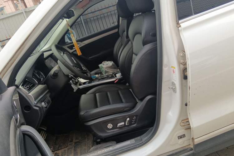 Used Haval H7 2017 Red-Label H7 2.0T Automatic Luxury Model Left Front Seat