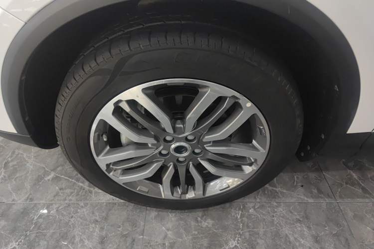 Used Haval H7 2017 Red-Label H7L 2.0T Automatic Luxury Model Left Front Wheel Hub
