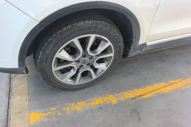 Used Haval H7 2017 Red-Label H7 2.0T Automatic Luxury Model Left Front Wheel Hub