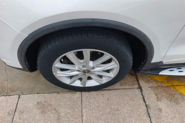 Used Haval H7 2017 Red-Label H7 2.0T Automatic Luxury Model Left Front Wheel Hub