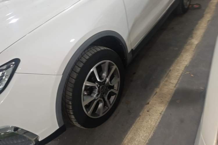 Used Haval H7 2017 Red-Label H7 2.0T Automatic Luxury Model Left Front Wheel Hub