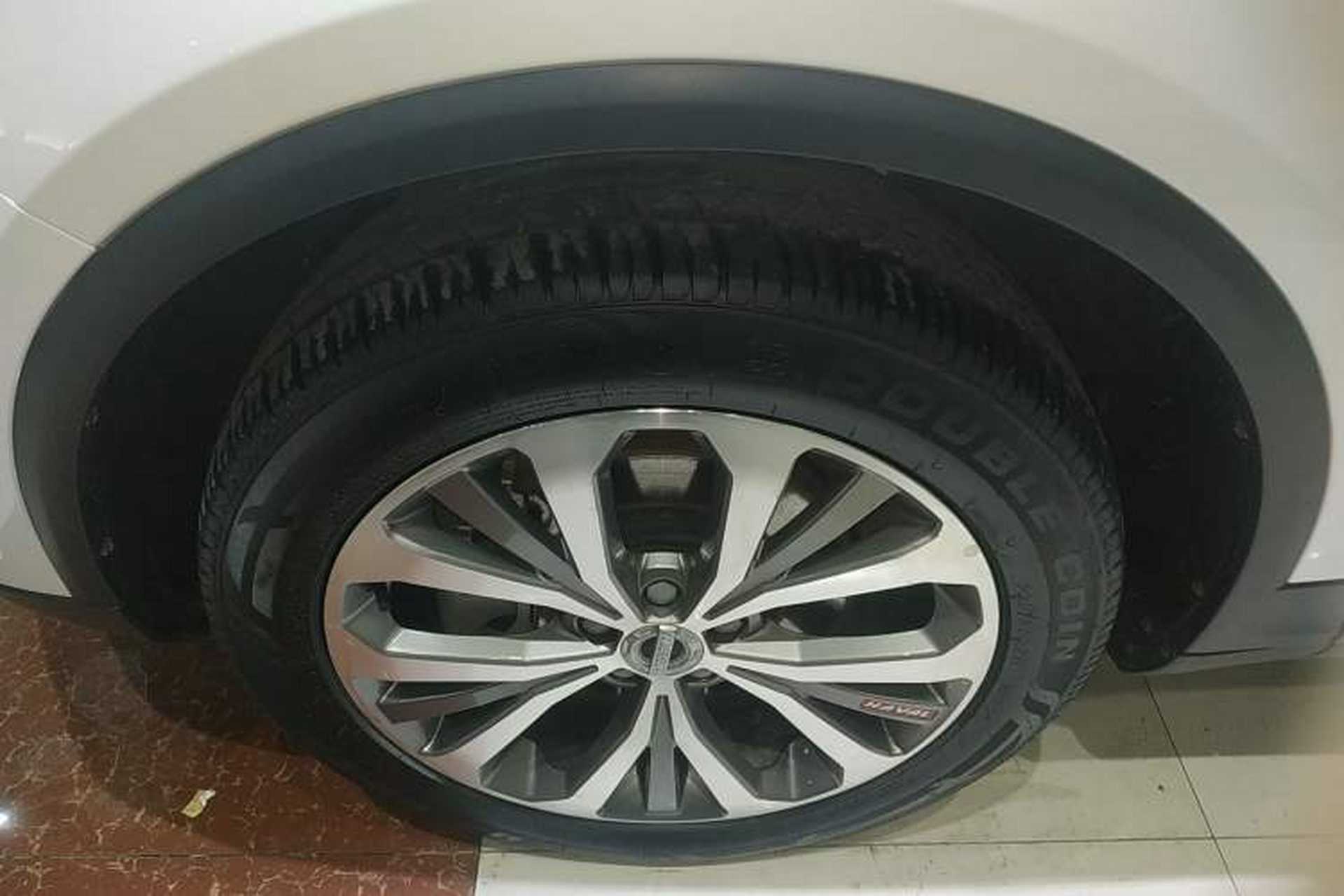 Used Haval H7 2017 Red-Label H7L 2.0T Automatic Prestige Model Left Front Wheel Hub