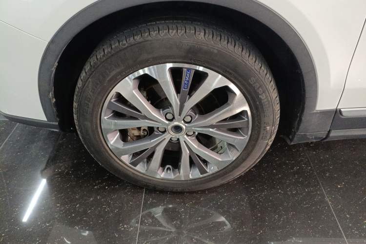 Used Haval H7 2017 Blue-Label H7L 2.0T Automatic Luxury Model Left Front Wheel Hub