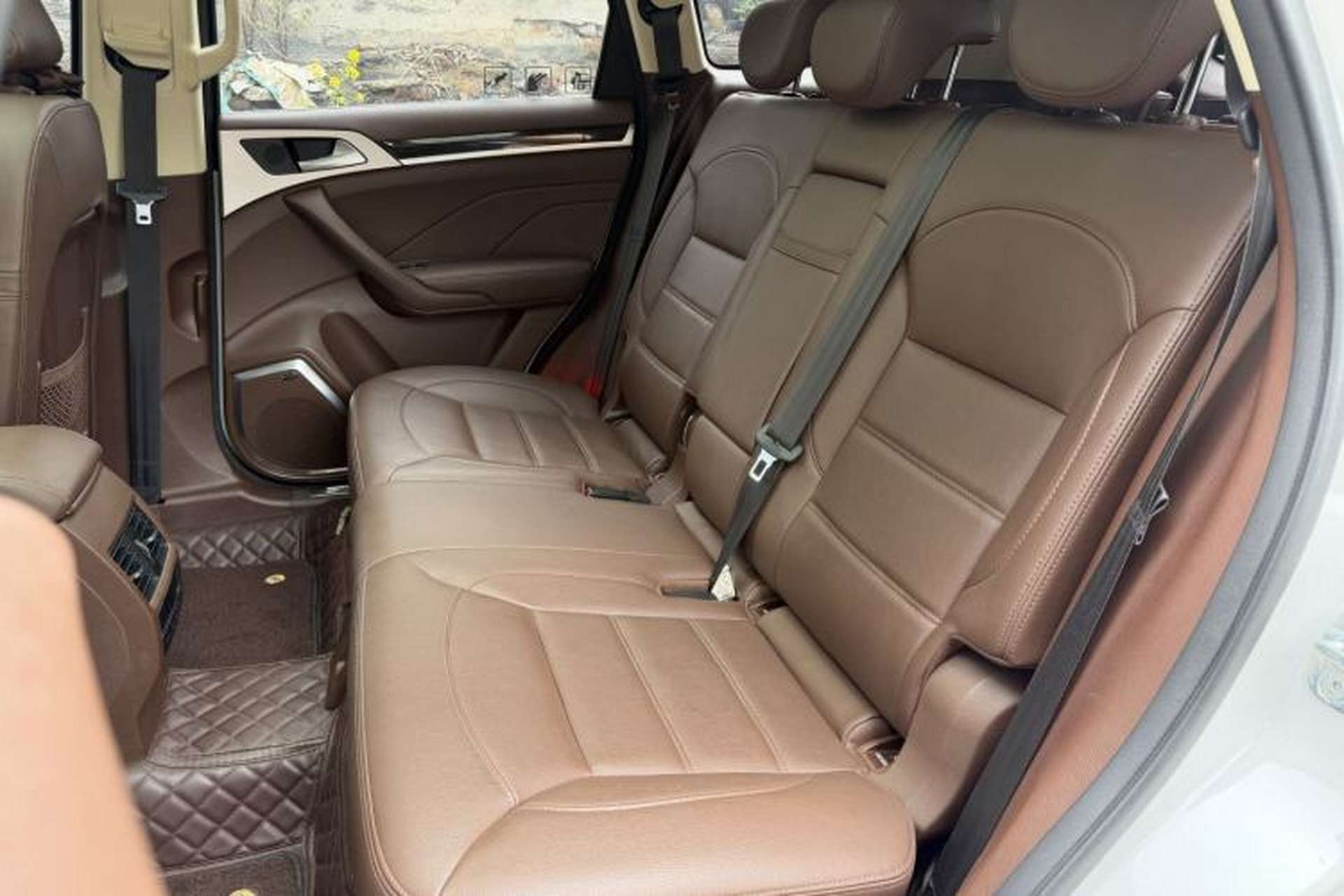 Used Haval H7 2017 Blue Label H7L 2.0T Automatic Prestige Model Left Rear Seat