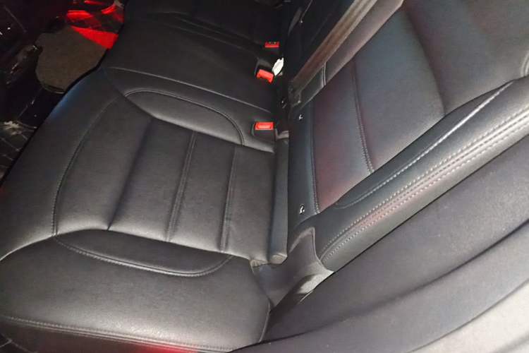 Used Haval H7 2017 Red-Label H7 2.0T Automatic Prestige Model Left Rear Seat