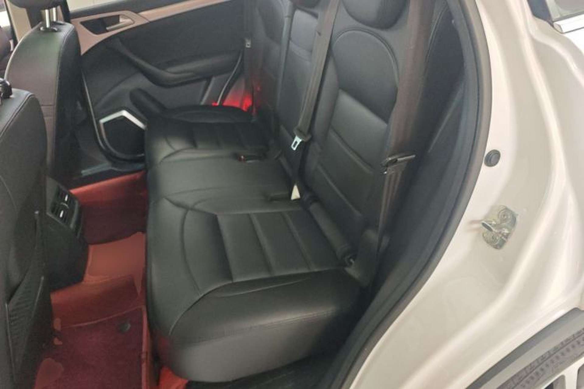 Used Haval H7 2017 Red-Label H7L 2.0T Automatic Luxury Model Left Rear Seat