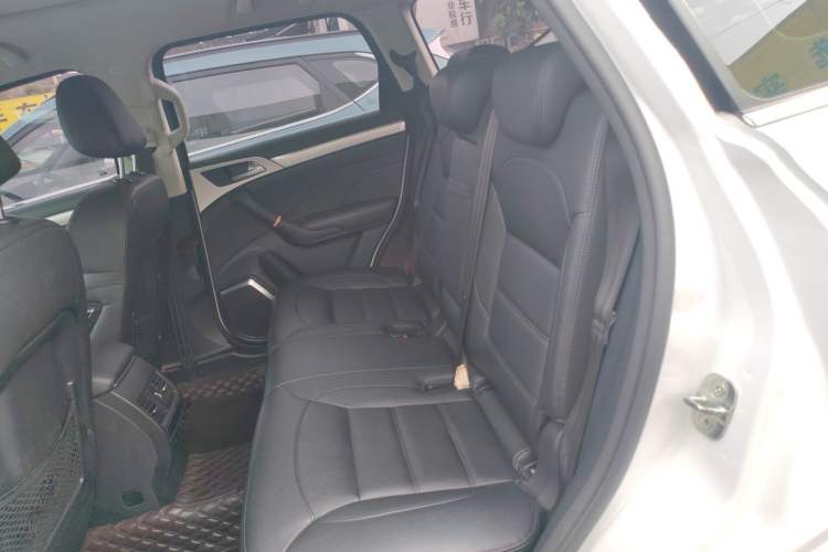 Used Haval H7 2017 Blue-Label H7L 2.0T Automatic Luxury Model Left Rear Seat