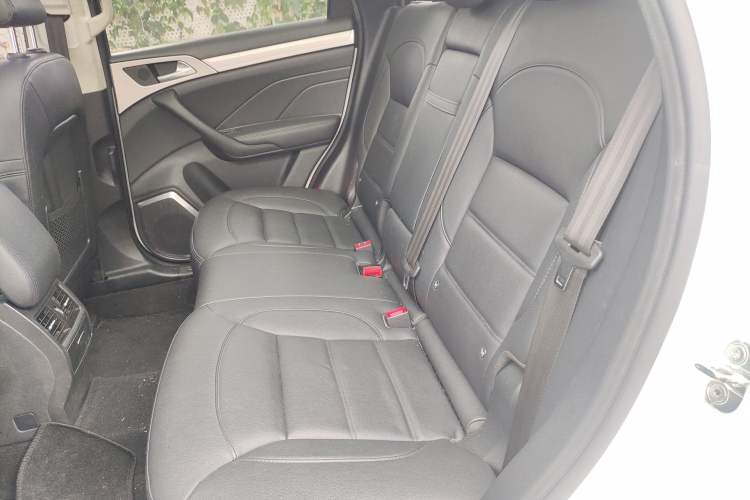 Used Haval H7 2017 Red-Label H7 2.0T Automatic Luxury Model Left Rear Seat