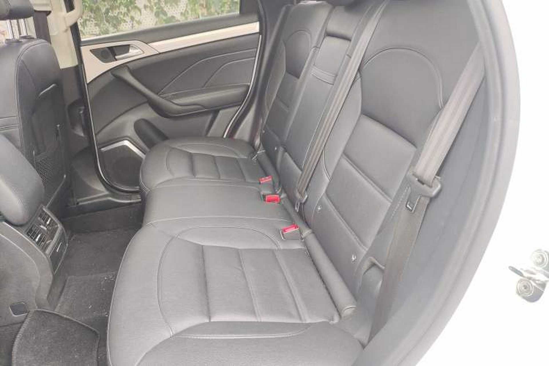 Used Haval H7 2017 Red-Label H7 2.0T Automatic Luxury Model Left Rear Seat