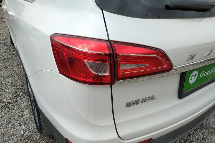 Used Haval H7 2017 Red-Label H7L 2.0T Automatic Luxury Model Left Rear Taillight