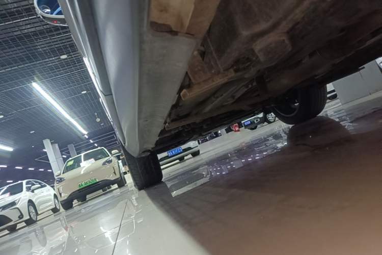 Used Haval H7 2017 Red-Label H7L 2.0T Automatic Prestige Model Left Side Sill
