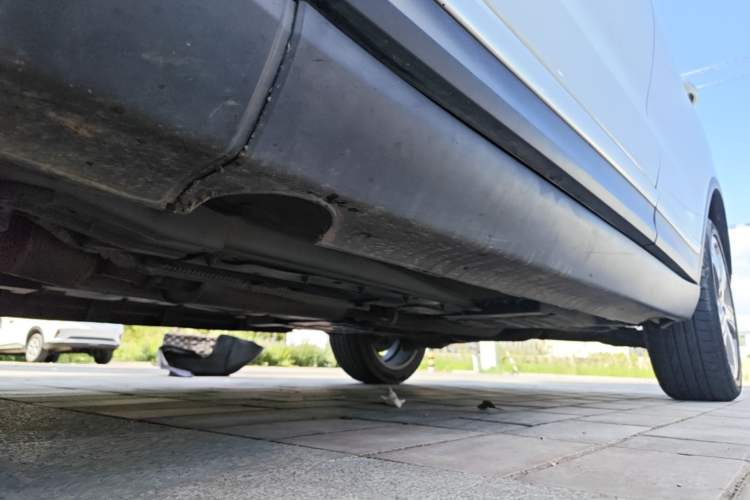 Used Haval H7 2017 Red-Label H7 2.0T Automatic Prestige Model Left Side Sill