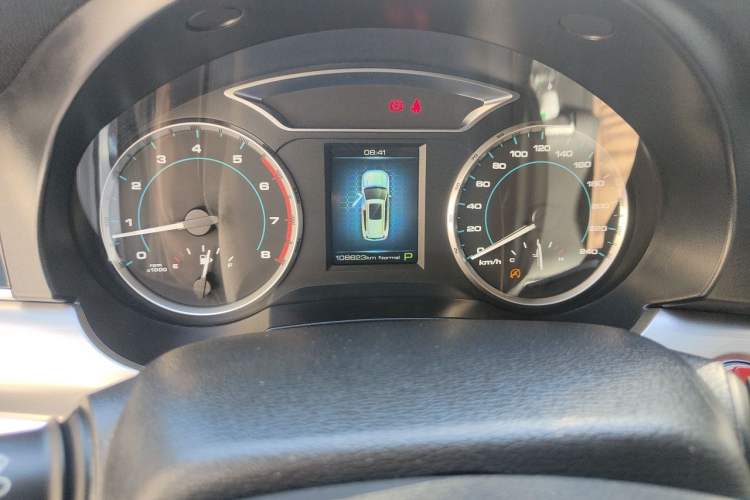 Used Haval H7 2017 Red-Label H7L 2.0T Automatic Luxury Model Odometer Close Up