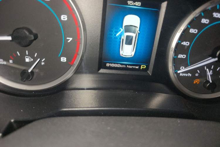 Used Haval H7 2017 Red-Label H7L 2.0T Automatic Luxury Model Odometer Close Up