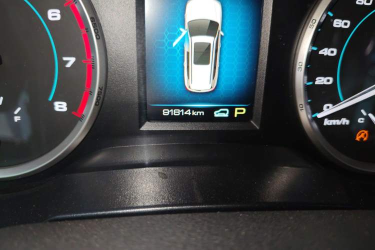 Used Haval H7 2017 Blue-Label H7L 2.0T Automatic Luxury Model Odometer Close Up