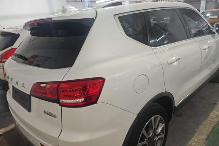 Used Haval H7 2017 Red-Label H7 2.0T Automatic Luxury Model Rear Right 45 Deg