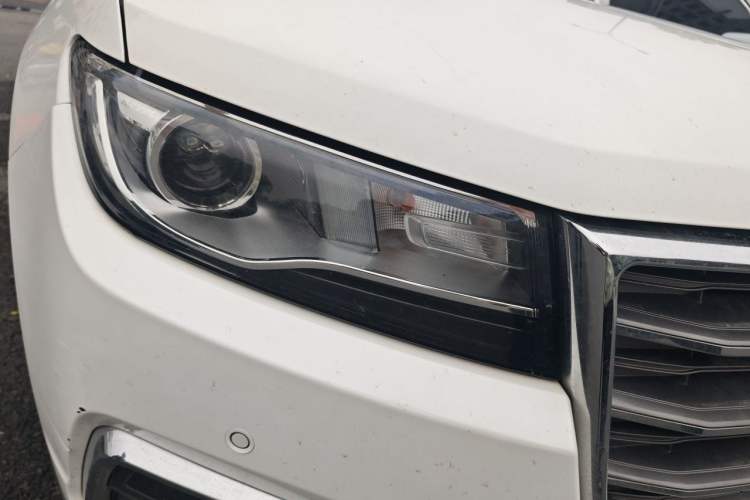 Used Haval H7 2017 Red-Label H7L 2.0T Automatic Luxury Model Right Front Headlight