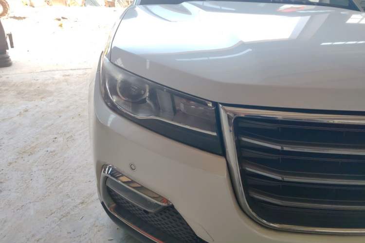 Used Haval H7 2017 Red-Label H7 2.0T Automatic Luxury Model Right Front Headlight