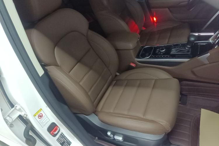 Used Haval H7 2017 Red-Label H7L 2.0T Automatic Prestige Model Right Front Seat