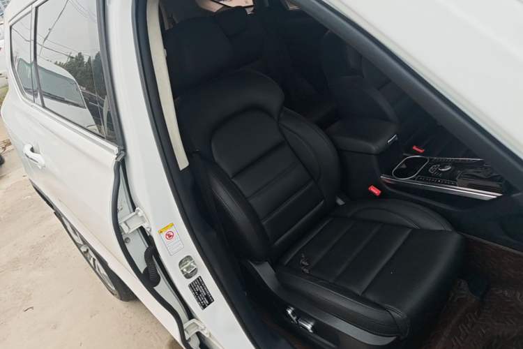 Used Haval H7 2017 Blue-Label H7L 2.0T Automatic Luxury Model Right Front Seat