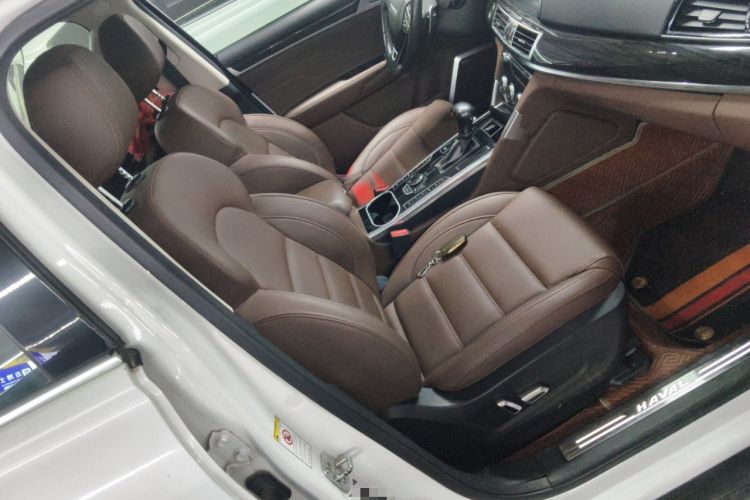 Used Haval H7 2017 Red-Label H7L 2.0T Automatic Luxury Model Right Front Seat